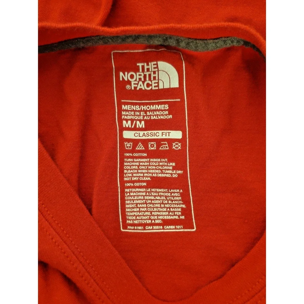 The North Face Mens‎ Medium Red T-Shirt Paradise of the Pacific